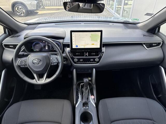 Toyota COROLLA Cross Hybrid 140 Style **NAVIGATIE/ DODEHOEK DETECTIE/ PARKEERSENSOREN VOOR EN ACHTER/ 36 MAANDEN GARANTIE**