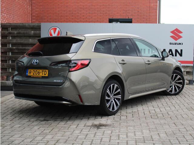 Toyota COROLLA Touring Sports 1.8 Hybrid Dynamic Achteruitrijcamera, Stoelverwarming, Cruise Control Adaptief, Draadloze Telefoonlader