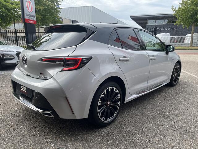 Toyota COROLLA 1.8 Hybrid GR-Sport // ADAPT. CRUISE // FULL LED // CAMERA+SENSOREN // HALF LEDER //