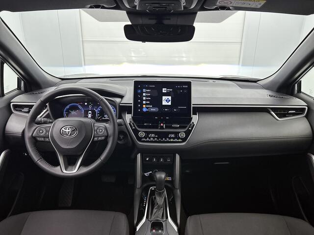Toyota COROLLA Cross Hybrid 140 Style Limited | Navigatie | BSM | Elektrische Achterklep | Stuur- en Stoelverwarming |