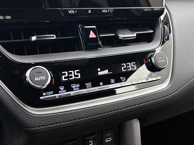 Toyota COROLLA Cross Hybrid 140 Style Limited | Navigatie | BSM | Elektrische Achterklep | Stuur- en Stoelverwarming |