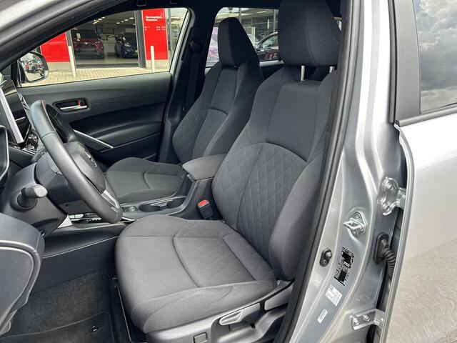 Toyota COROLLA Cross Hybrid 140 Style | Apple CarPlay | Navigatie | Blindspot | Rijklaarprijs incl. garantie |