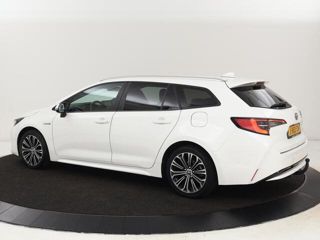 Toyota COROLLA 1.8 Hybrid Business Plus | Trekhaak | Stoelverwarming | Camera | Carplay | Adaptive cruise | Full LED | Keyless