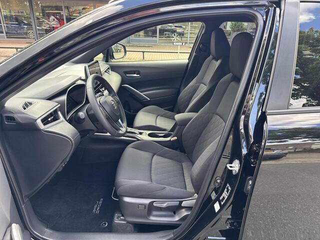 Toyota COROLLA Cross Hybrid 140 Style | 06-10141018 Voor meer informatie
