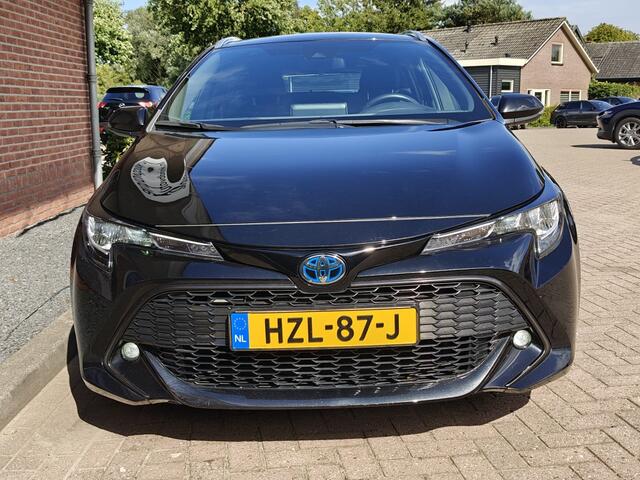 Toyota COROLLA 2.0 Hybrid First Ed. ADD CRUISE / CAMERA / NAVI