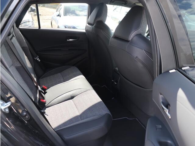 Toyota COROLLA Hybrid 140 Dynamic I Direct leverbaar I Half-leder I Dodehoekdet