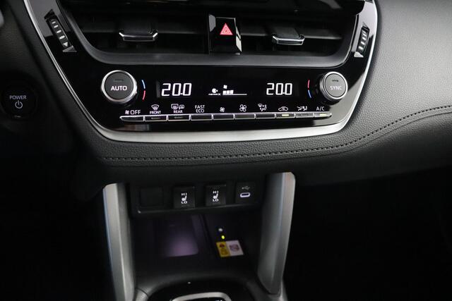 Toyota COROLLA Cross Hybrid 200 Style | Actieprijs | nieuwe auto uit voorraad leverbaar | Apple Carplay/Android Auto | Parkeersensoren | Stoel/Stuurverwarming | Elektrische Achterklep |