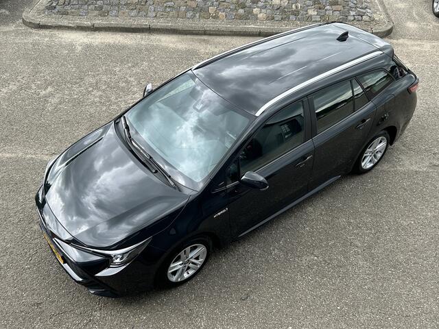 Toyota COROLLA Touring Sports 1.8 Hybrid Active ADAPT CRUISE CAMERA LED NAVI ECC