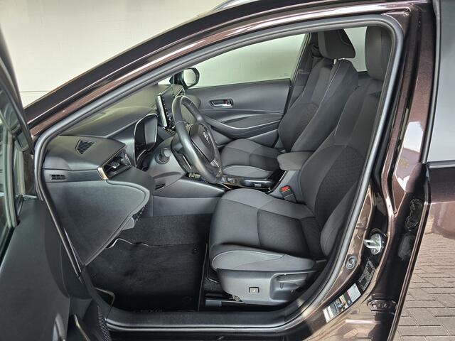 Toyota COROLLA Touring Sports 2.0 Hybrid Club / Dealer Onderhouden / Stoel-/Stuurverwarming / ACC / DAB+