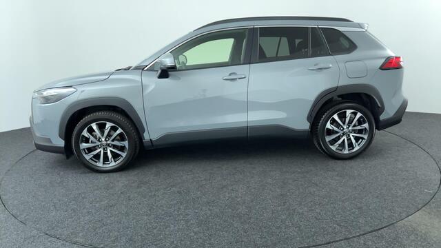 Toyota COROLLA Cross Hybrid 140 Style