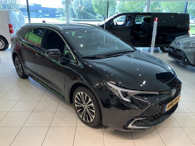 Toyota COROLLA Touring Sports Hybrid 140 Dynamic | Apple Carplay | 17 inch LM--velgen | Getinte ramen |