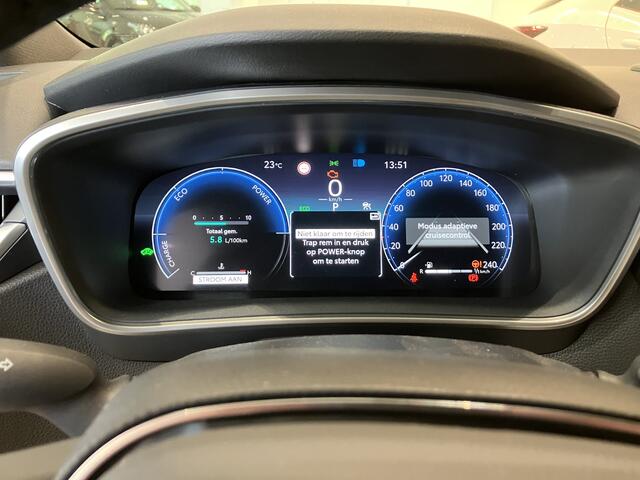 Toyota COROLLA Touring Sports Hybrid 140 Dynamic | Apple Carplay | 17 inch LM--velgen | Getinte ramen |