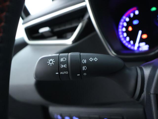 Toyota COROLLA Touring Sports 2.0 Hybrid GR-Sport Plus | Schuif-/kanteldak | Trekhaak |