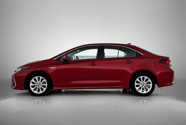 Toyota COROLLA 1.8 Hybrid Active | Apple Carplay / Android Auto | Camera | Radar Cruise Control | Climate Control |