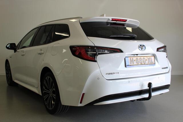 Toyota COROLLA Touring Sports 1.8 Hybrid Dynamic | TREKHAAK | PDC--V/A | CAMERA | 17'LMV | KEYLESS | STOEL-VERW | NAVI | LED |