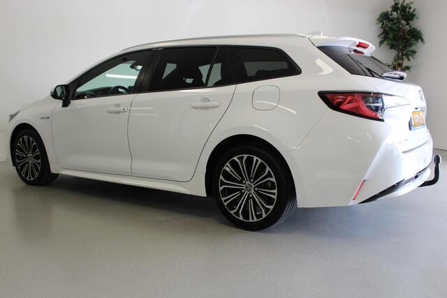 Toyota COROLLA Touring Sports 1.8 Hybrid Dynamic | TREKHAAK | PDC--V/A | CAMERA | 17'LMV | KEYLESS | STOEL-VERW | NAVI | LED |