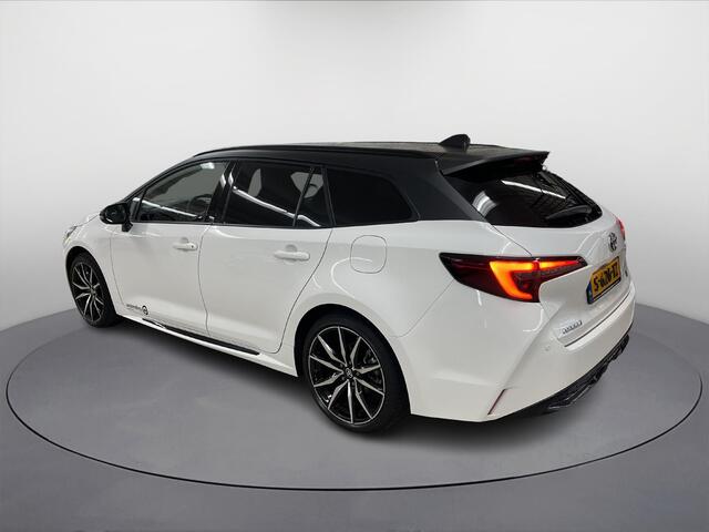 Toyota COROLLA Touring Sports 2.0 High Power Hybrid GR Sport Plus Bi-tone