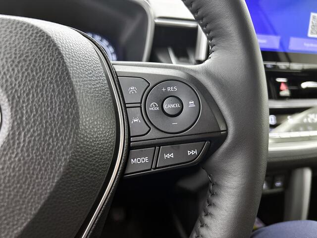Toyota COROLLA Cross Hybrid 140 Style | Camera | Stoel+stuur verwarming | Parkeersensoren | 18'' LM velgen |