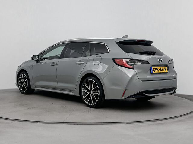 Toyota COROLLA Touring Sports 2.0 Hybrid Executive | Parkeerhulp | Stoelverwarming | Elek. achterklep | 1/2 leder | 18'' LM velgen |