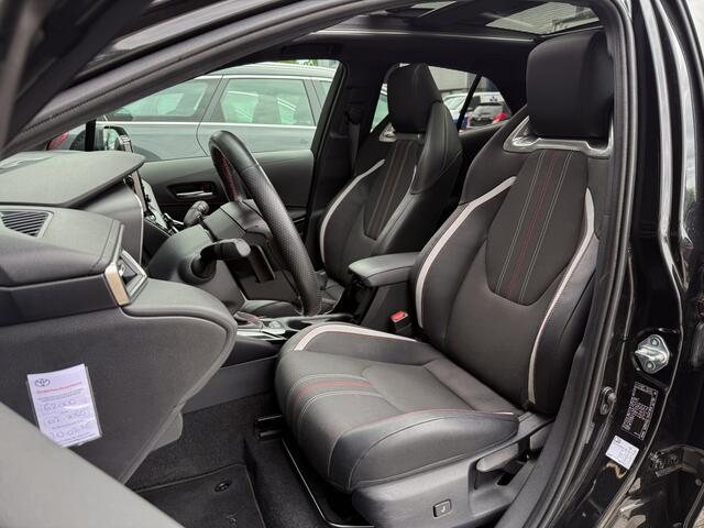 Toyota COROLLA 2.0 Hybrid Business GR-Sport |NL auto|pano|JBL|18"|HUD|blindspot|