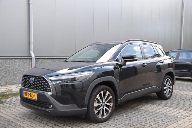 Toyota COROLLA Cross Hybrid 200 Dynamic | Automaat | Fabrieksgarantie | Stuur/-en stoelverwarming |