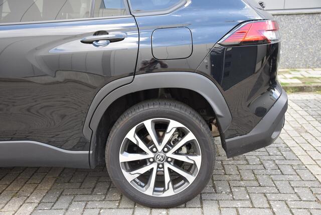 Toyota COROLLA Cross Hybrid 200 Dynamic | Automaat | Fabrieksgarantie | Stuur/-en stoelverwarming |