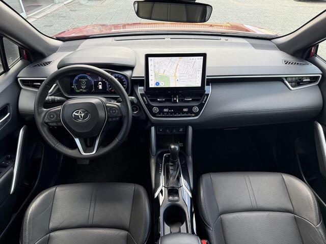 Toyota COROLLA Cross Hybrid 200 Executive **STOEL EN STUURWIELVERWARMING/ 360 CAMERA/ LEDEREN BEKLEDING/ DODEHOEKDETECTIE/ GARANTIE**