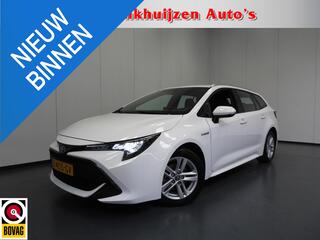 toyota-corolla-touring-sports-1.8-h