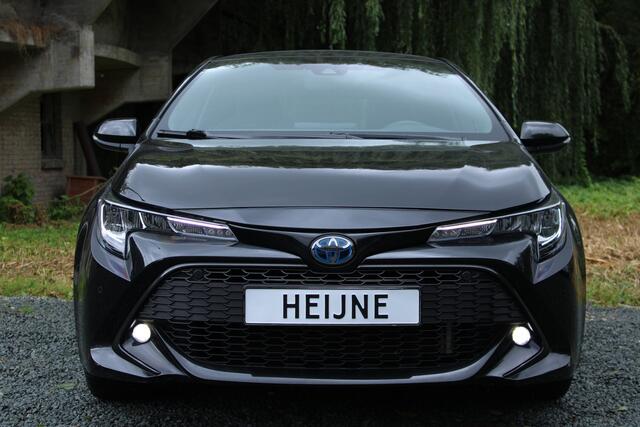 Toyota COROLLA 1.8 HYBRID AUT. DYNAMIC NAVI/CAMERA/CARPLAY