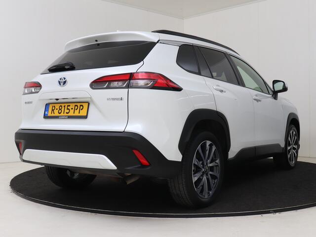 Toyota COROLLA Cross 2.0 High Power Hybrid First Edition I Navigatie I Climate Control I Cruise Control Adaptief I Camera I BSM | Elektrische Achterklep |