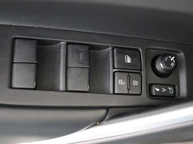 Toyota COROLLA Cross 2.0 High Power Hybrid First Edition I Navigatie I Climate Control I Cruise Control Adaptief I Camera I BSM | Elektrische Achterklep |