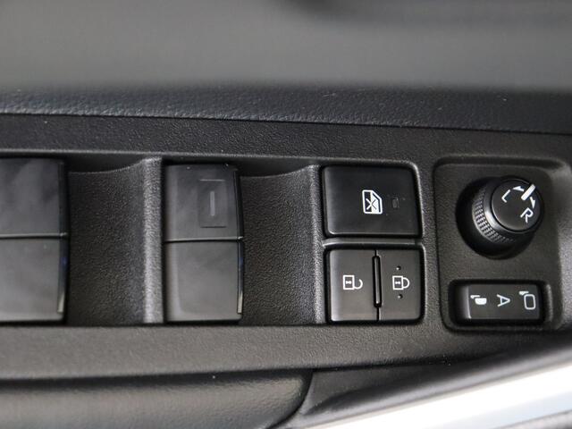Toyota COROLLA Cross 2.0 High Power Hybrid First Edition I Navigatie I Climate Control I Cruise Control Adaptief I Camera I USB I Stoelverwarming Voor I Keyless Entry/Start I Volledig LOUWMAN Onderhouden I