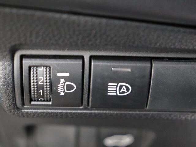 Toyota COROLLA Cross 2.0 High Power Hybrid First Edition I Navigatie I Climate Control I Cruise Control Adaptief I Camera I USB I Stoelverwarming Voor I Keyless Entry/Start I Volledig LOUWMAN Onderhouden I