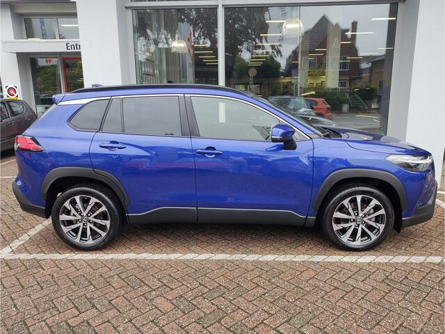 Toyota COROLLA Cross HYBRID 140 STYLE Elek. Achterklep | Stuurverwarming | Dodehoeksensoren