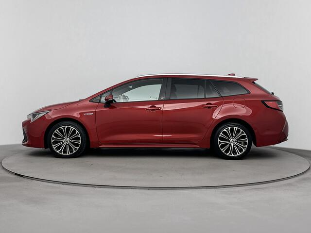 Toyota COROLLA Touring Sports 1.8 Hybrid Style Limited | Parkeersensoren | Stoelverwarming | Apple Carplay -/ Android Auto |