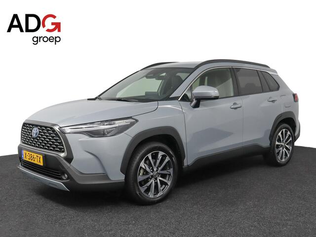 Toyota COROLLA Cross Hybrid 140 Style | Trekhaak | Parkeersensoren | Apple Carplay/Android Auto | Elektrische achterklep | Half leer | Stoelverwarming |
