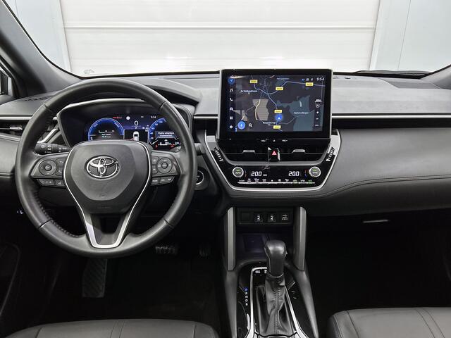 Toyota COROLLA Cross Hybrid 140 Style + Premium Pack I | Navigatie | Panoramadak | Leder | BLS | PDC |