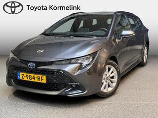toyota-corolla-touring-sports-hybri
