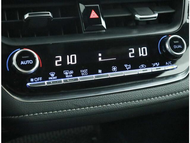 Toyota COROLLA Touring Sports 1.8 Hybrid Business | Cruise control | Apple carplay & Android auto |