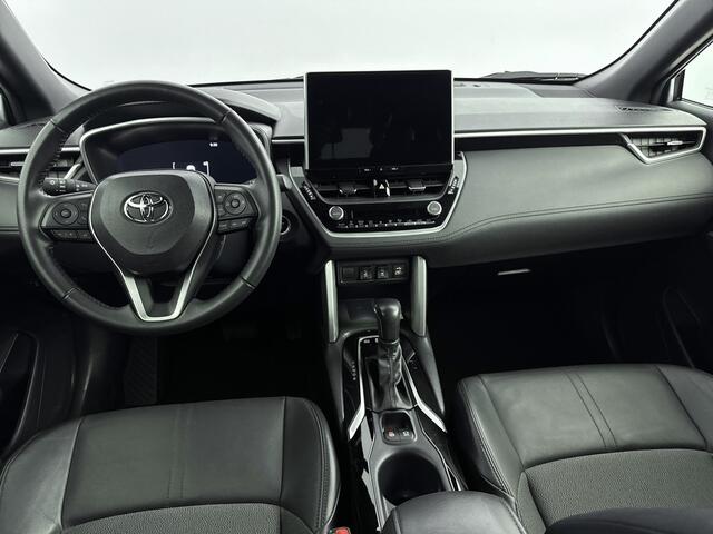 Toyota COROLLA Cross 2.0 High Power Hybrid First Edition | Climate control | Stoelverwarming | Achteruirijcamera | 18'' LM velgen |