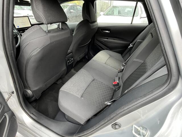 Toyota COROLLA Touring Sports Hybrid 140 Active All seasonbanden