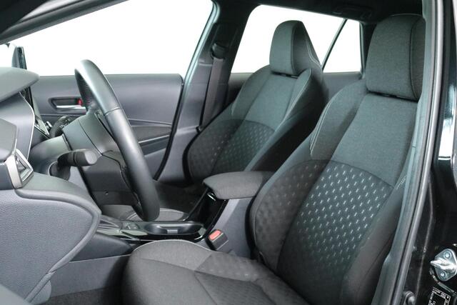 Toyota COROLLA Touring Sports Hybrid 140 Dynamic, Limeted, Appple Carplay / Android Auto, Parkeersensoren, Stoel - Stuur verwarming , NAVI!