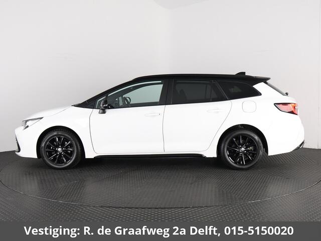 Toyota COROLLA Touring Sports Hybrid 140 Business Bi-Tone | Stuur-/Stoelverwarming | Parkeersensoren | Apple Carplay & AndriodAUTO | Navigatie
