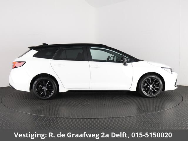 Toyota COROLLA Touring Sports Hybrid 140 Business Bi-Tone | Stuur-/Stoelverwarming | Parkeersensoren | Apple Carplay & AndriodAUTO | Navigatie