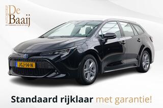 toyota-corolla-touring-sports-hybri