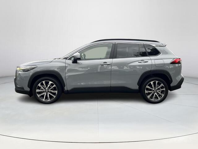 Toyota COROLLA Cross Hybrid 200 Dynamic | Stoel- + stuurverwarming | Navigatie | 18 inch LM-velgen | Parkeercamera achter |