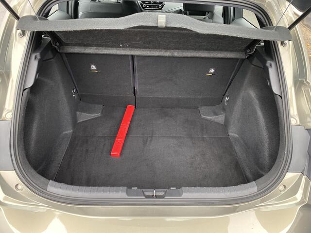 Toyota COROLLA 1.8 Hybrid Active Trekhaak 13-polig, Apple CarPlay/Android Auto, Adaptieve cruise control, parkeersensoren, achteruitrij camera, zeer lage KM stand,