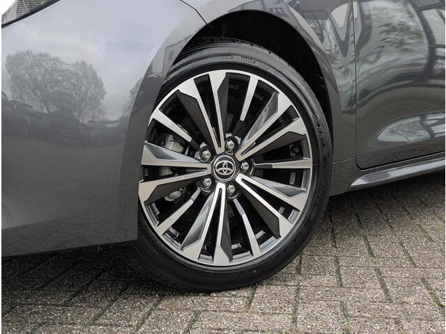 Toyota COROLLA Touring Sports 1.8 Hybrid First Edition | Stoel- stuurverwarming | Elek. achterklep | ACC | PDC V+A | Half-leer | Qi-lader | Full-led