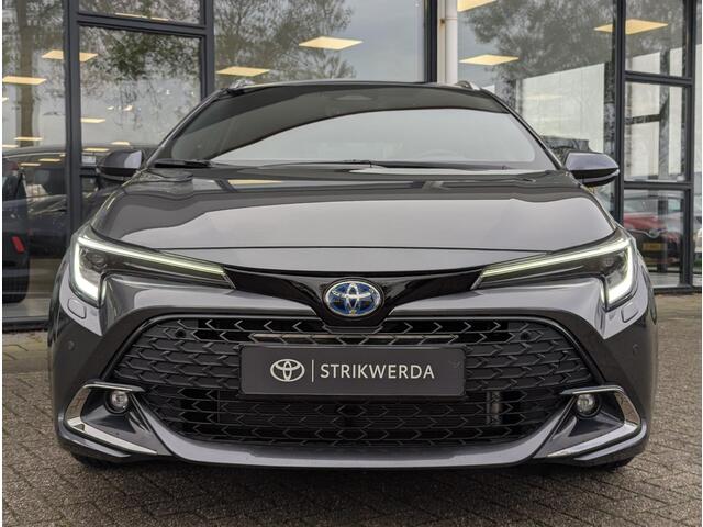 Toyota COROLLA Touring Sports 1.8 Hybrid First Edition | Stoel- stuurverwarming | Elek. achterklep | ACC | PDC V+A | Half-leer | Qi-lader | Full-led