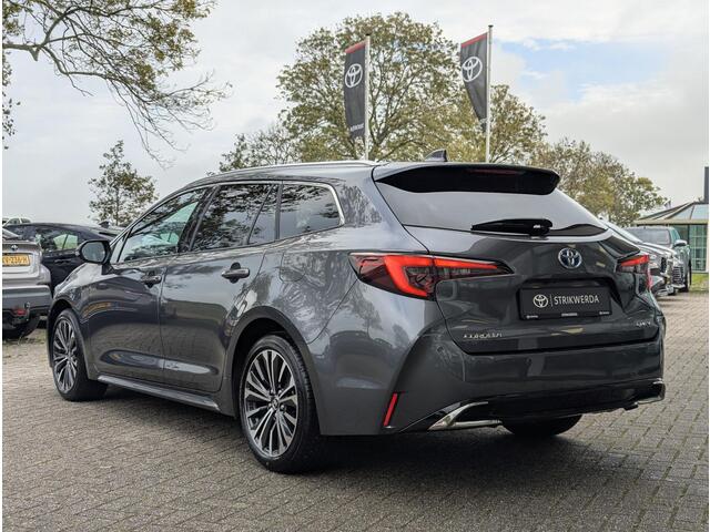 Toyota COROLLA Touring Sports 1.8 Hybrid First Edition | Stoel- stuurverwarming | Elek. achterklep | ACC | PDC V+A | Half-leer | Qi-lader | Full-led